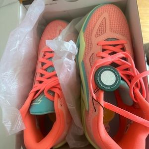 Jayson, Tatum, pink lemonade, basketball shoes. Men’s size 7. Women’s 8.5.